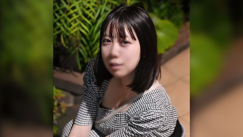 到9/1为止990pt!!【附特典】超巨乳敏感女子全身被玩弄的变态性爱自拍♡活塞式真实喘息＆巨乳激烈摇晃的同时被播种内射。