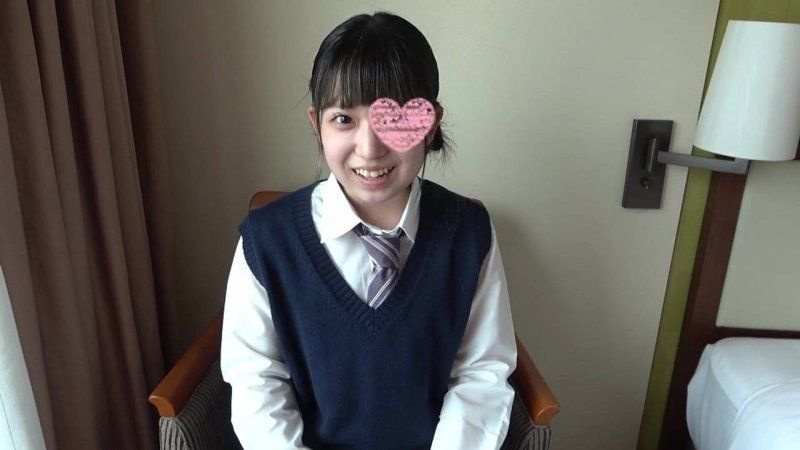 【废版】现二年级的春天。以天真无邪的身体认真感受的当今小动物系美女。虽然小但超敏感的奶子和发育中的小穴很可爱！在青春期美丽的脸庞上大量颜射！