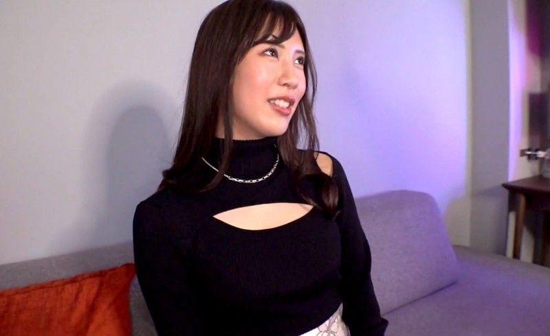 【人妻・大量潮吹】「好久不见」用除了丈夫以外的肉棒感到高潮，喘息着中出不停摇动腰部的太太・32岁