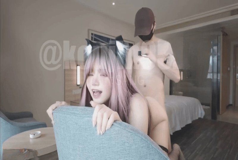 杏吧传媒 白虎反差小母狗内射双洞齐开