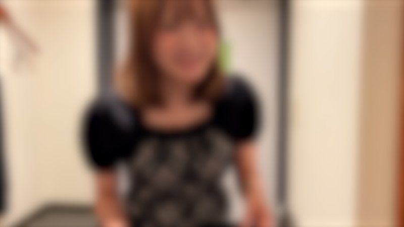【正片露脸期间限定50%OFF】19岁水嫩女大生1号看似清纯却有着淫荡性癖,所以让她换上角色扮演服装调教,让她一直喊着要去了。