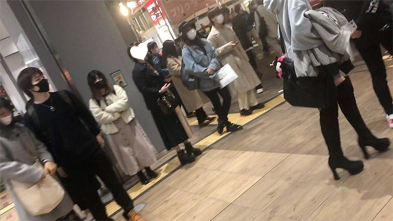 美绪20岁・颜射访谈⑩。像生驹里奈一样的纯情系JK的真面目是超爱色情！直到完全让她吞下大量的白色液体为止的全过程（052）