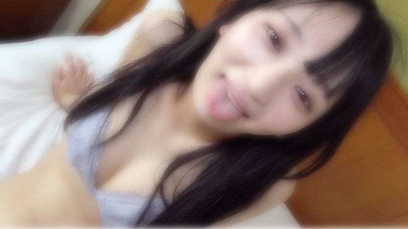 超可爱！【无码】【中出】和反应很好、偶像脸的毛髮美女打情骂俏。但我也喜欢把这种美女当作性慾的处理对象，所以就中出了，然后再做清洁口交。※有特典